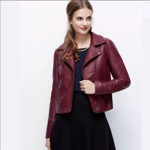 💥 SOLD💥 Ann Taylor Vegan Leather Burgundy Jacket